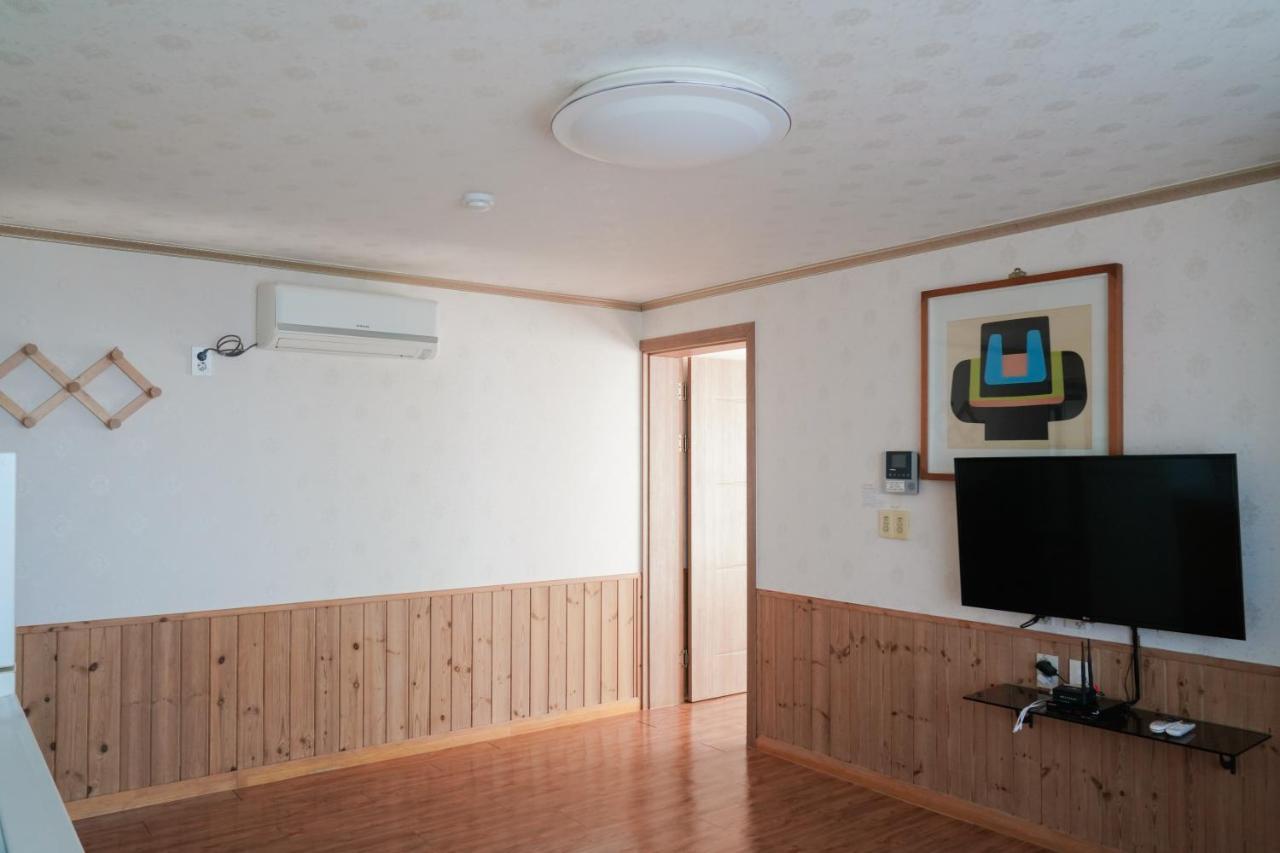 Вилла Jungmun Haesung Parktel Согвипхо Экстерьер фото